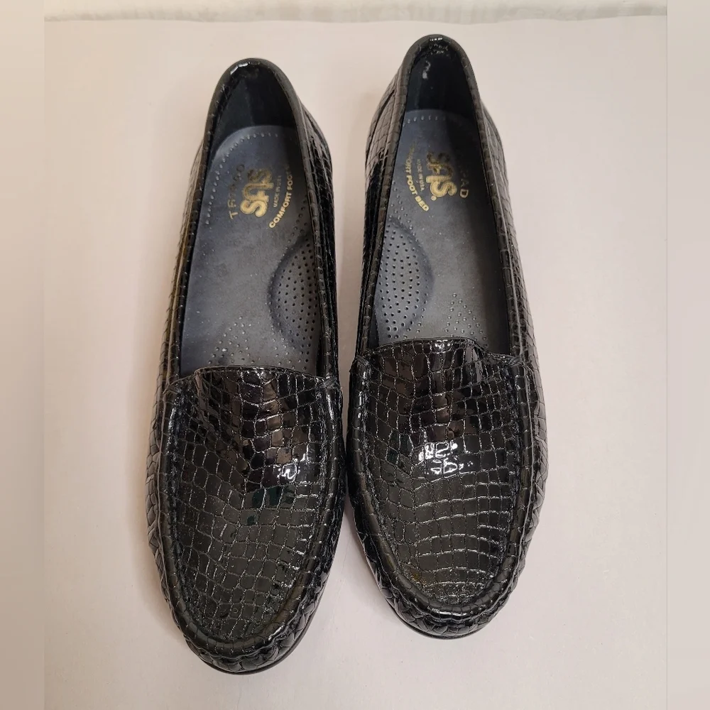 SAS Croc Embossed Black Patent Leather Loafers Size 7.5 Narrow